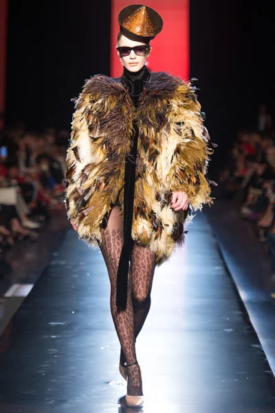 Look 14